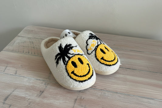 Butter yellow palms