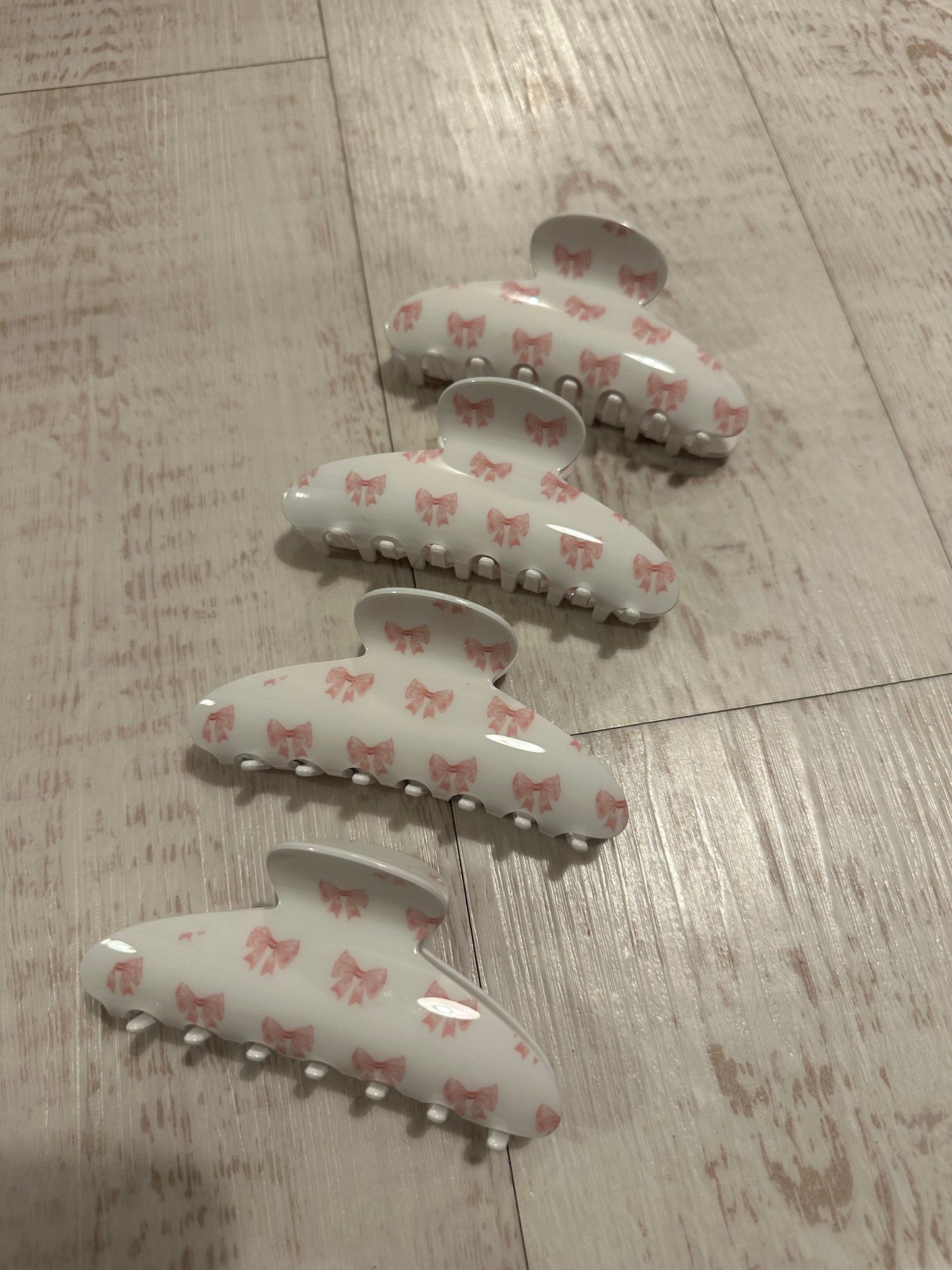 Bow Claw Clip