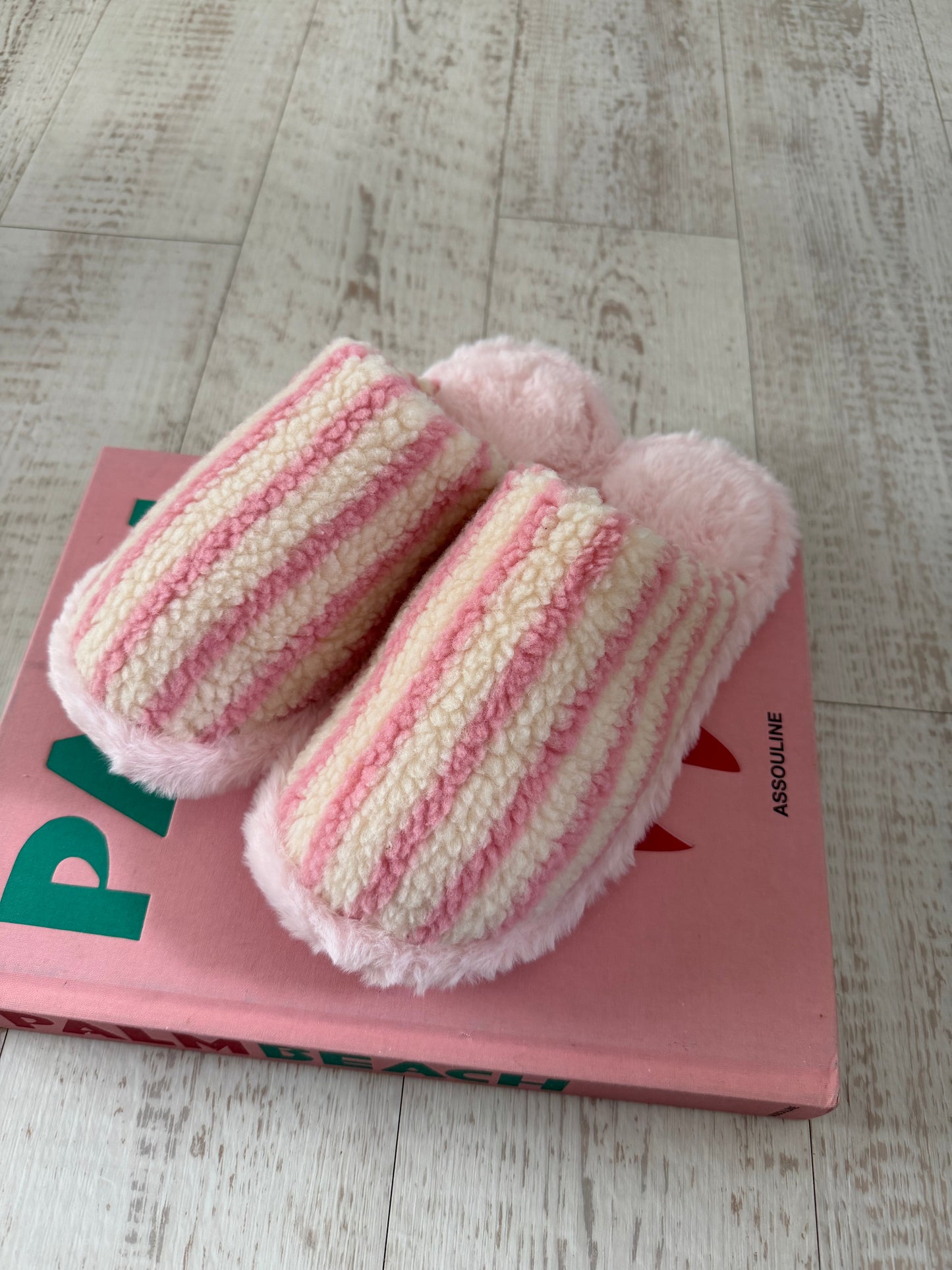 V-DAY Stripe Slippers