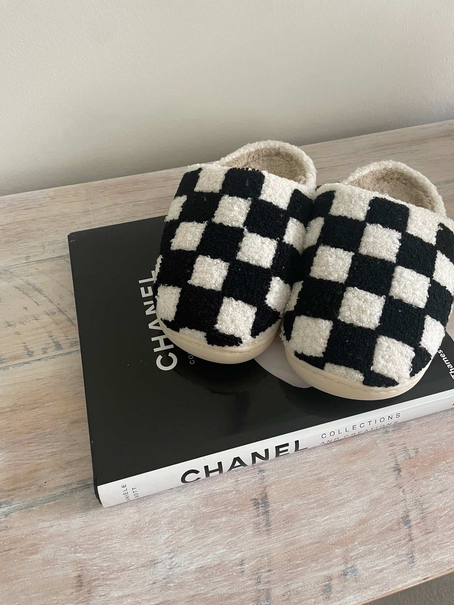 BLK Checkered Slippers