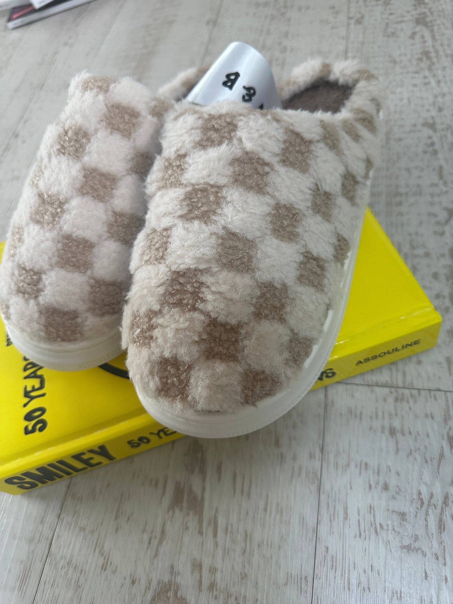 Beige Checkered Slippers